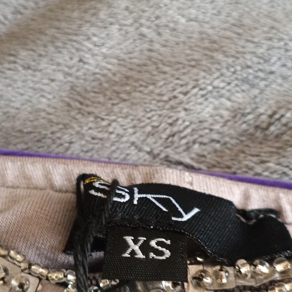 Woman's Sky Brand Sleeveless Dress Jewel Adorned NWT - Picture 4 of 4